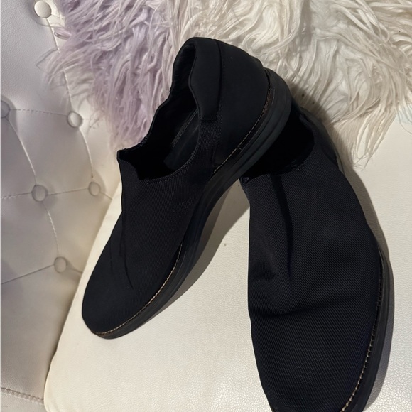 Men's Black Slip-On Shoes - Picture 2 of 5